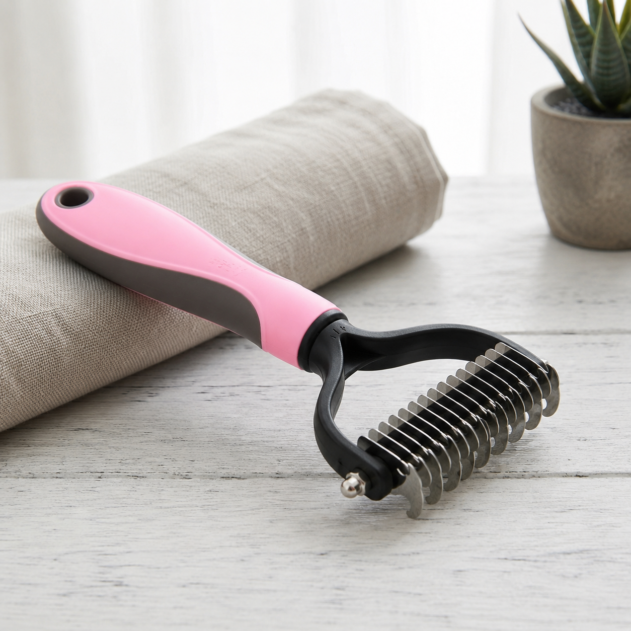 Orlin DeShedding Comb
